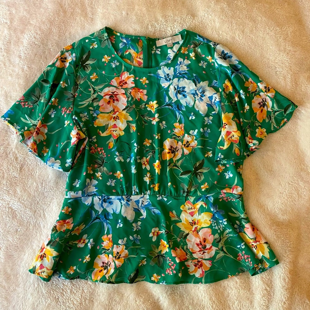 LIKE NEW—Ann Taylor LOFT Blouse (Size 14)